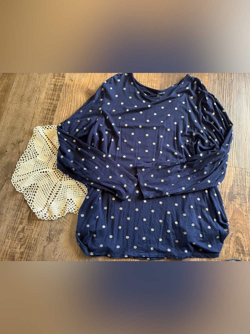 Chico’s Polka Dot Long-Sleeve Women’s Top - Navy size 3 EUC Nautical